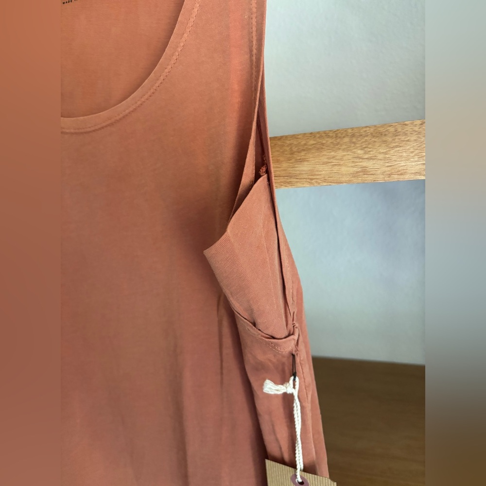Sleeveless Rust T-Shirt Dress - Picture 6 of 11